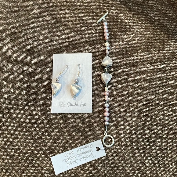 NWT Stranded Art Bracelet and Earrings Set - Picture 1 of 7